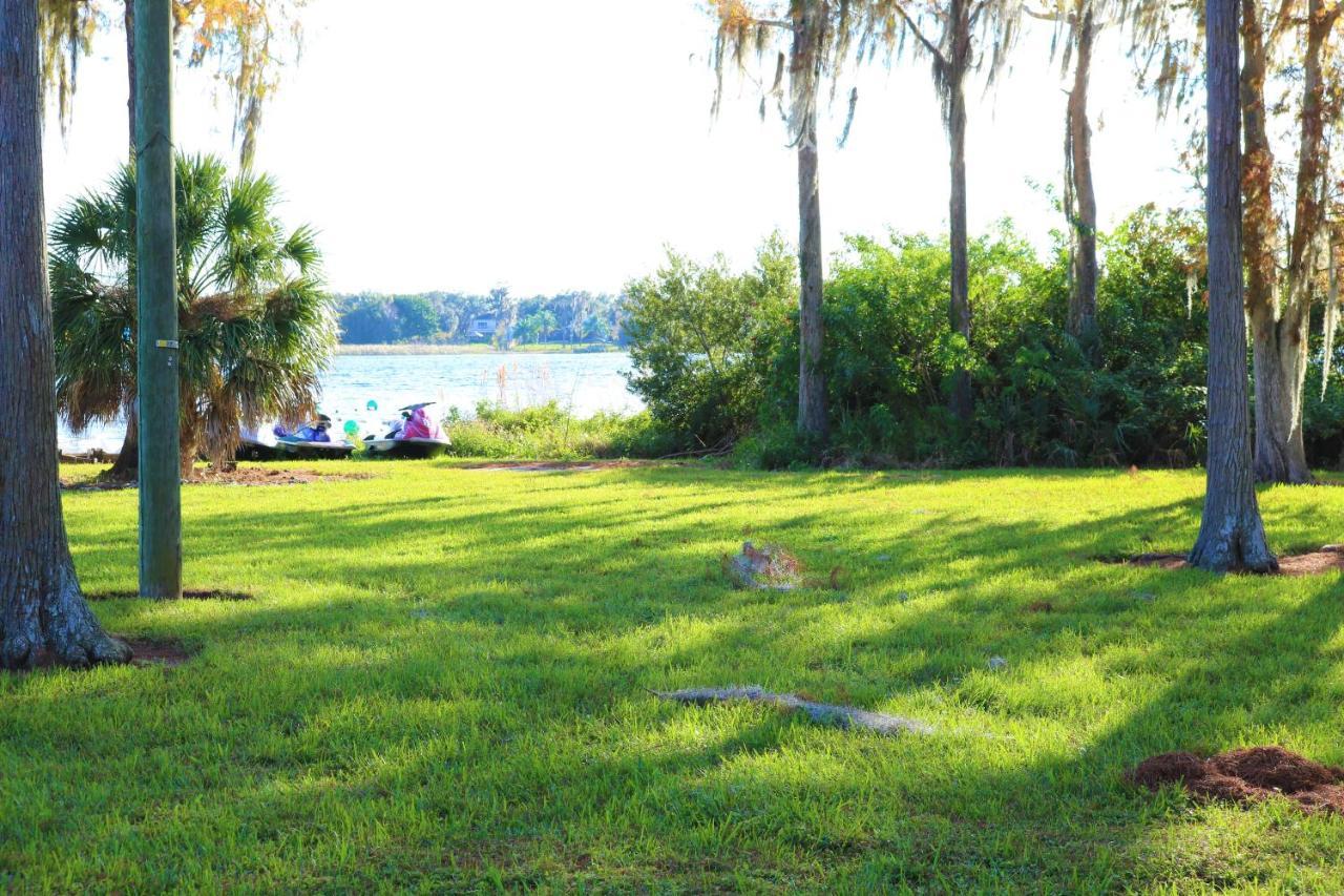 Howard Johnson by Wyndham Lake Front Park Kissimmee Exterior foto
